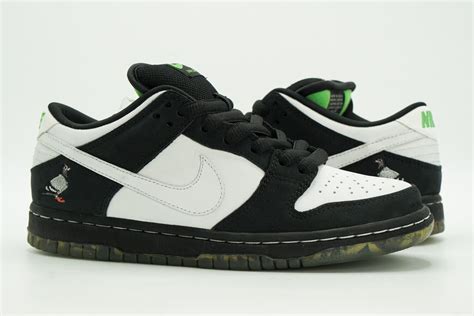 Nike SB Dunk Low Staple Panda Pigeon Mens